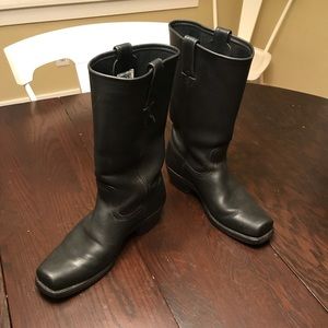 Frye Calvary Boots size 8